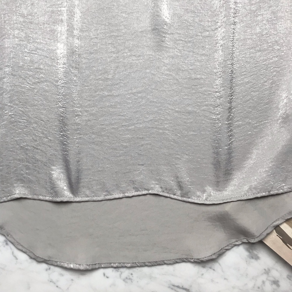 NWT Stone Grey Sleeveless V Neck Henley Blouse Top - Picture 6 of 9